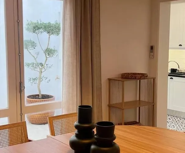 Fifteen Sao Miguel - Center 度假居 *