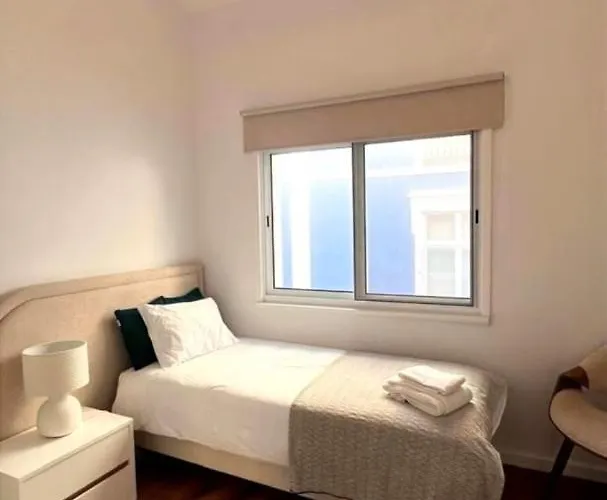 Fifteen Sao Miguel - Center * 蓬塔德尔加达