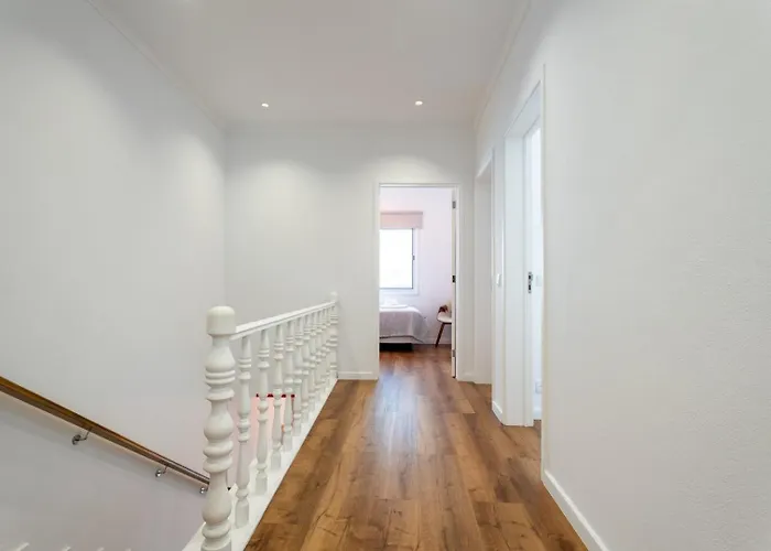 Fifteen Sao Miguel - Center * Ponta Delgada (Sao Miguel)