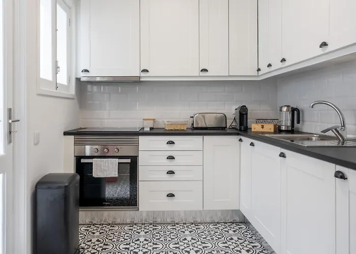 Fifteen Sao Miguel - Center * Ponta Delgada (Sao Miguel)